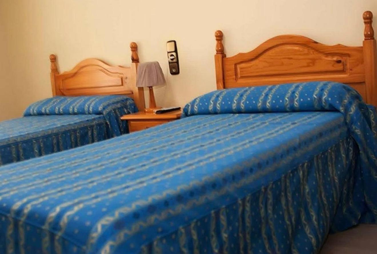 Hostal Calaverde Виларикос Екстериор снимка